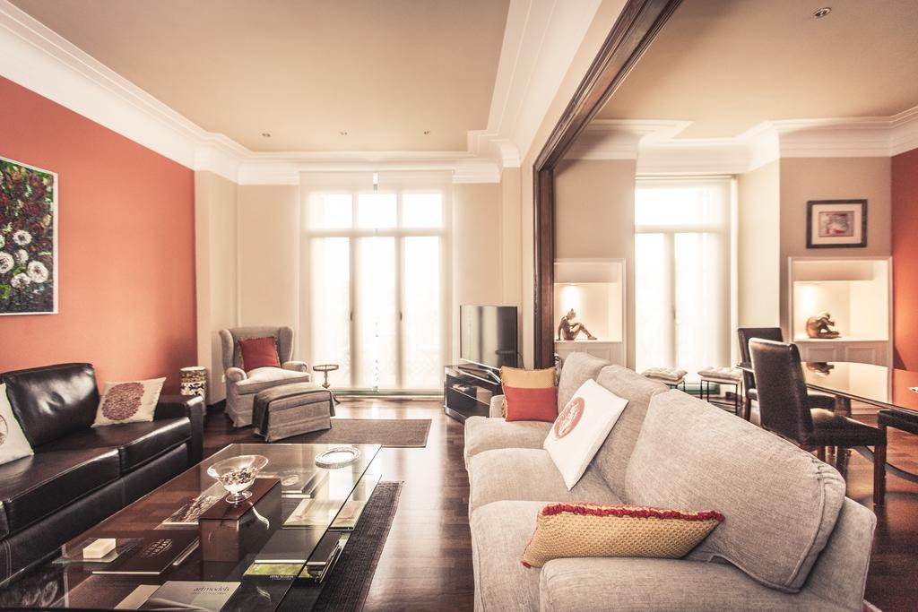 You Stylish The Most Luxury Apartment Barcelona Bagian luar foto