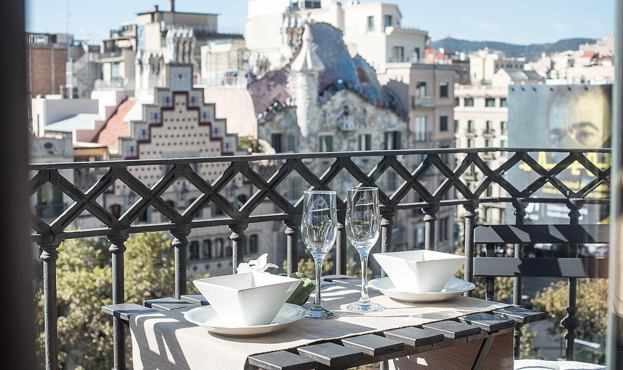You Stylish The Most Luxury Apartment Barcelona Bagian luar foto